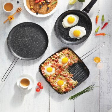 THE ROCK™ by Starfrit® 10-In. Multi Pan with Stainless Steel Wire Handle