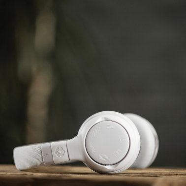 ONANOFF® StoryPhones® Storytelling Foldable Bluetooth® Kids Headphones, Intro Bundle with ZenShield and PlayShield (White)