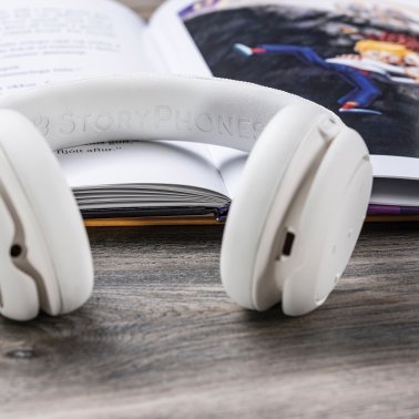 ONANOFF® StoryPhones® Storytelling Foldable Bluetooth® Kids Headphones, Intro Bundle with ZenShield and PlayShield (White)