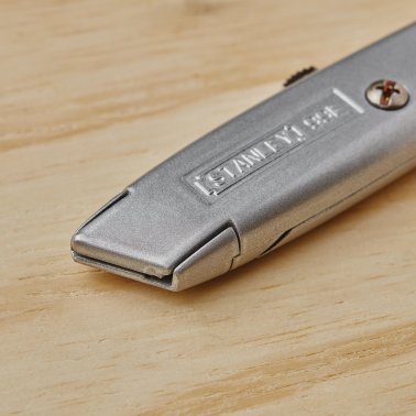 STANLEY® Classic 99® E 6-In. Retractable Utility Knife, 10-099