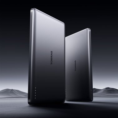 TORRAS® MiniMag 5,000-mAh Wireless Power Bank, Titanium Gray