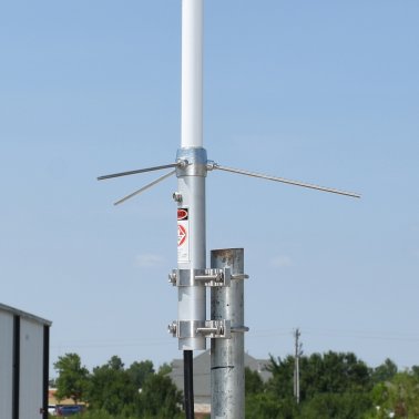 Tram® 200-Watt Pretuned 400 MHz to 495 MHz UHF Fiberglass Base Antenna with 50-Ohm UHF SO-239 Connector, 39 In. Tall (Stainless Steel)