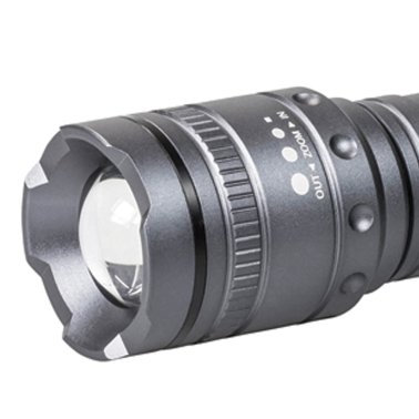 DieHard® 600-Lumen Twist Focus Flashlight