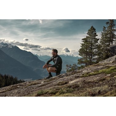 Garmin® fēnix® 8 Pro Sapphire Multisport GPS Smartwatch with 51-mm Case, Bluetooth®, AMOLED, inReach®, and Navigation (Graphite/Black)