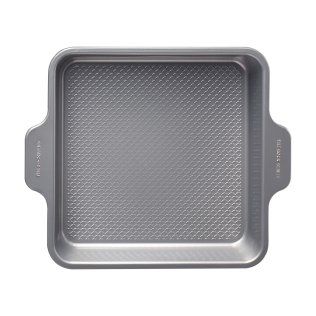 THE ROCK™ by Starfrit® WAVE 9-In. Square Cake Pan